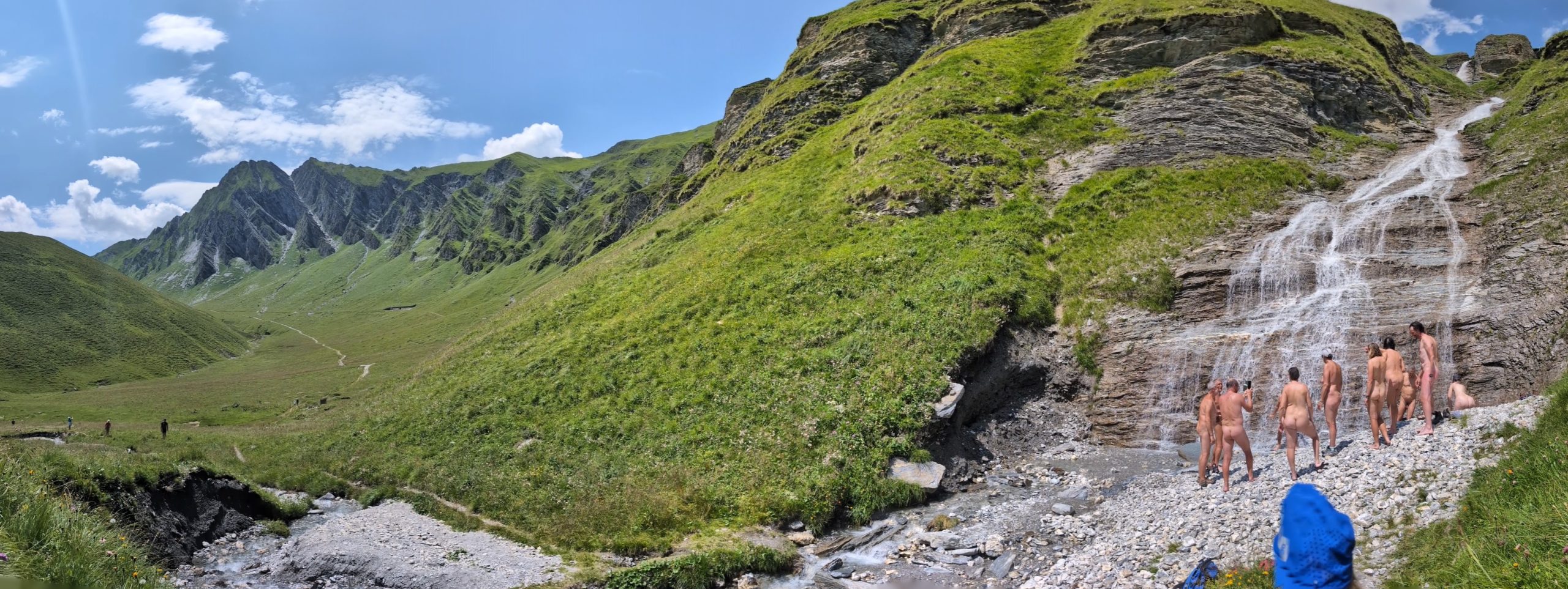 Without Clothes, Without Filters: Our Nudist Adventure in the Austrian Alps (Rain and Cold!)